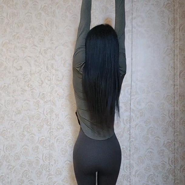 骑木马的小妖怪