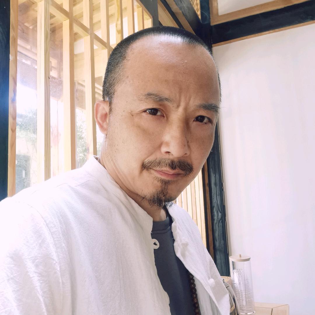 幺鸡有点玄