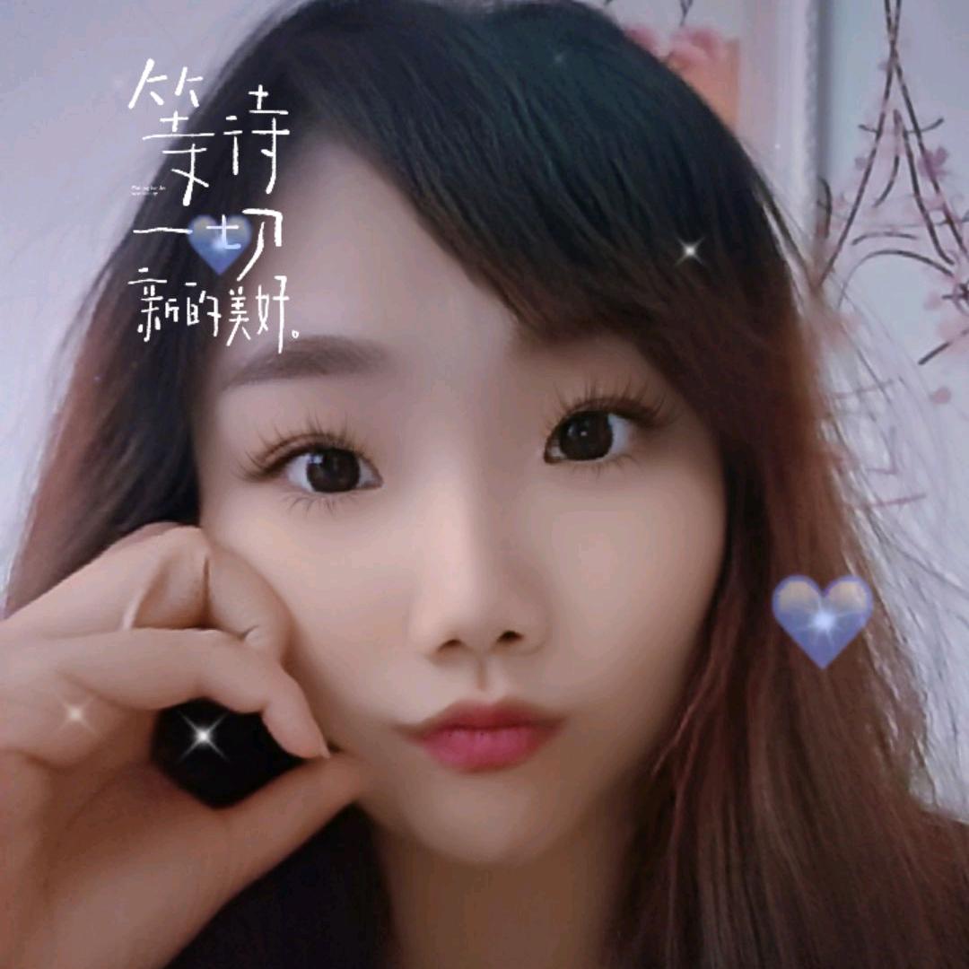 连微笑、都带着泪