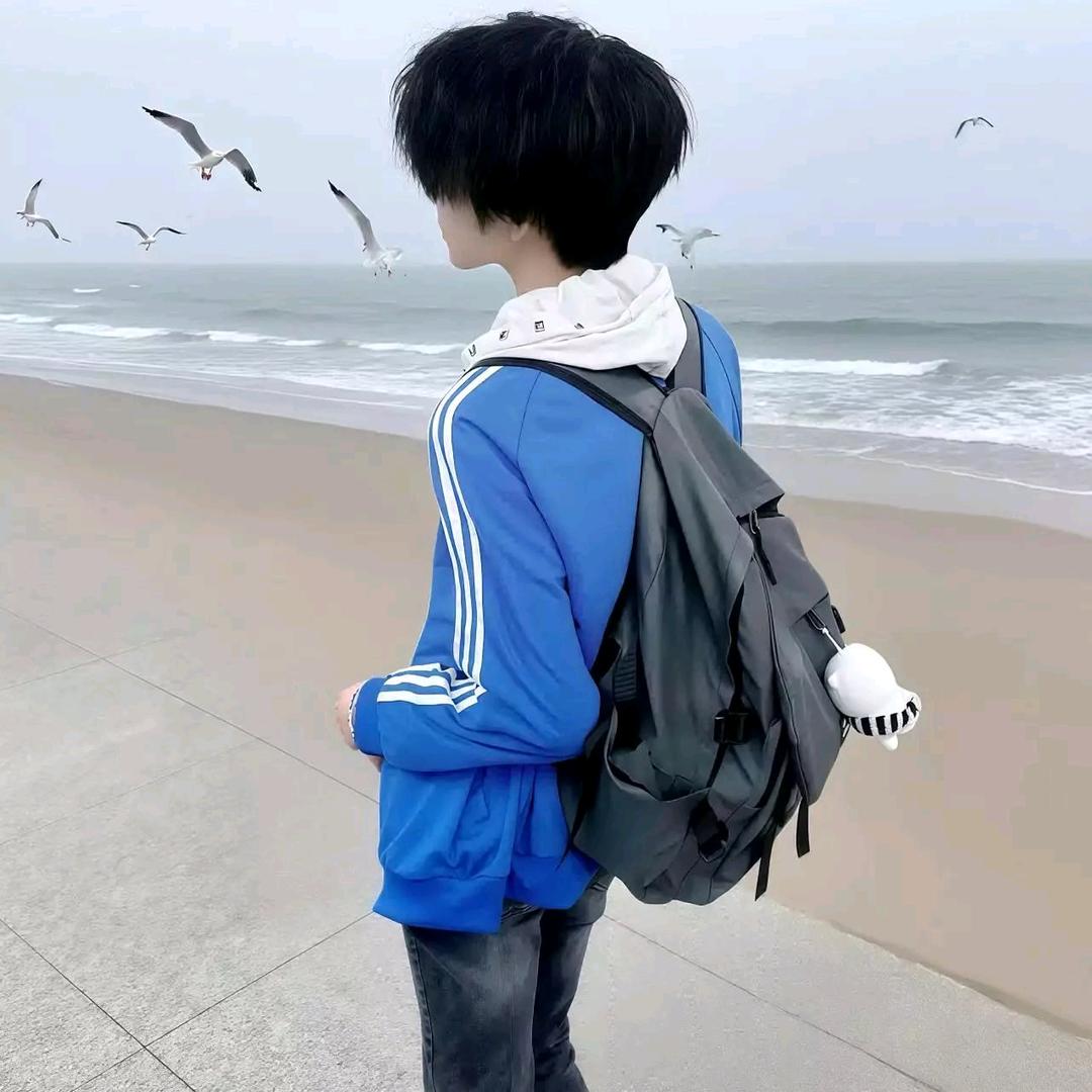 怪我敏感多疑.