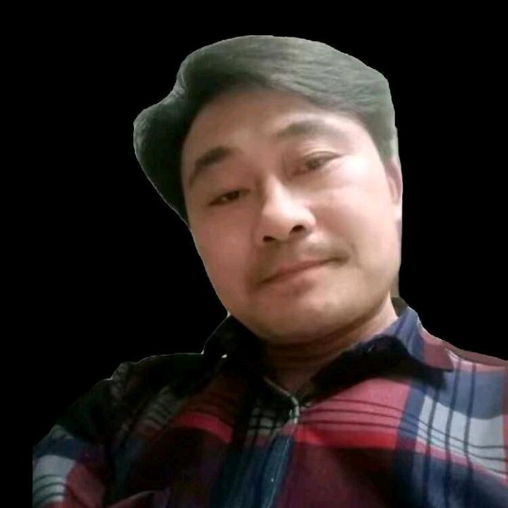 亮亮