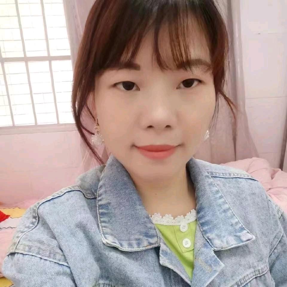 小何