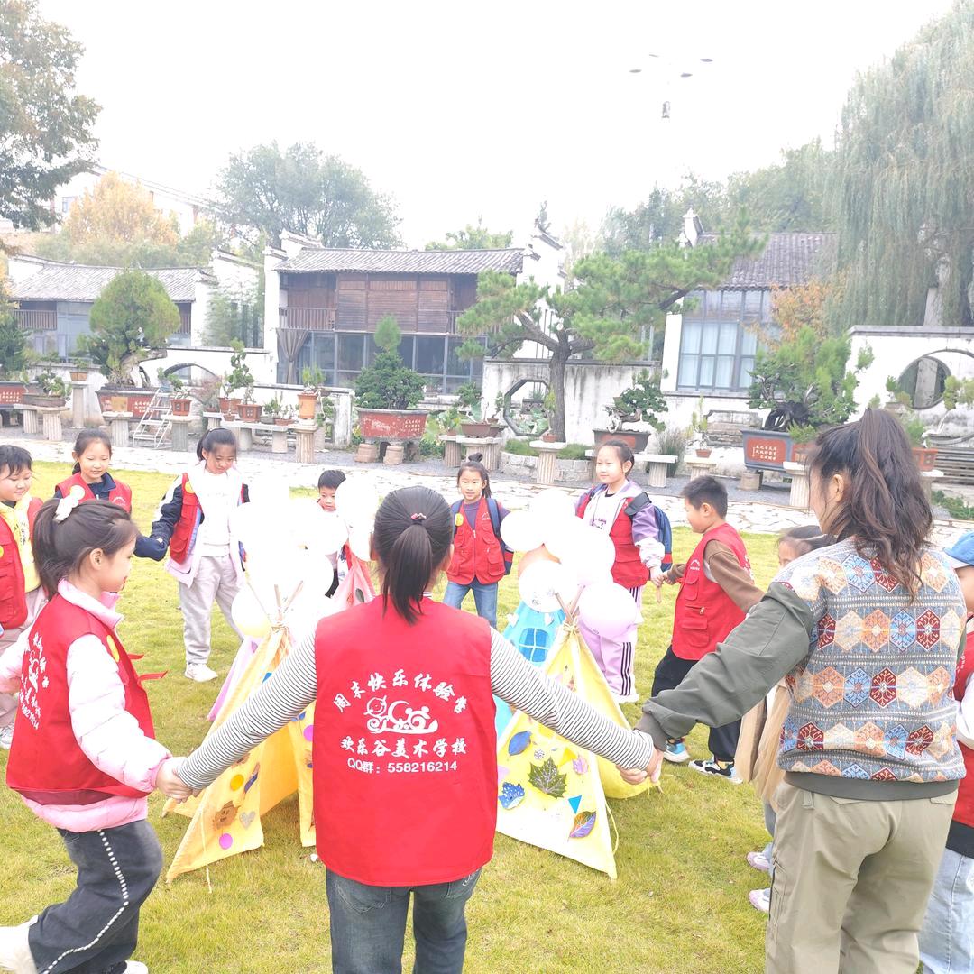 爱画画的阳阳老师