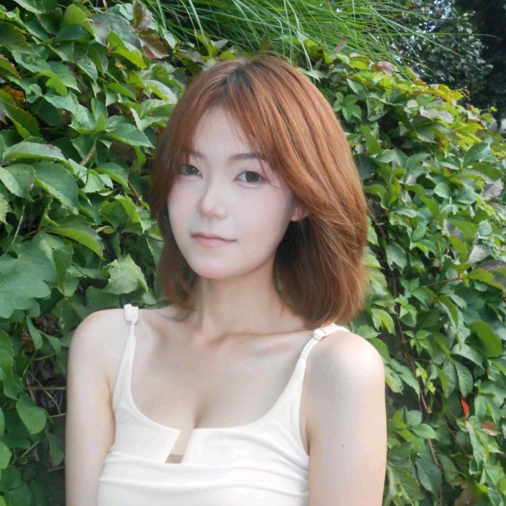 女主.