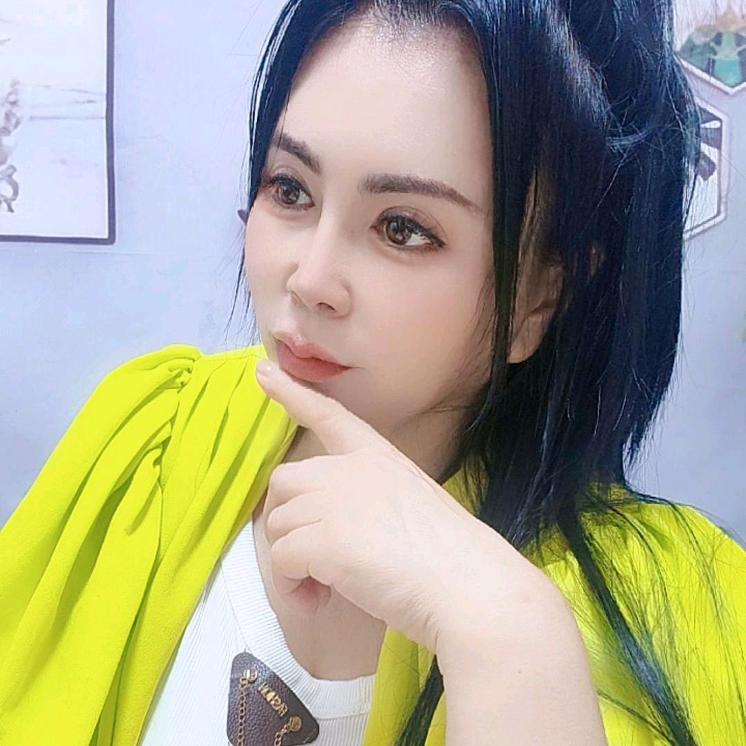 红唇💋姐