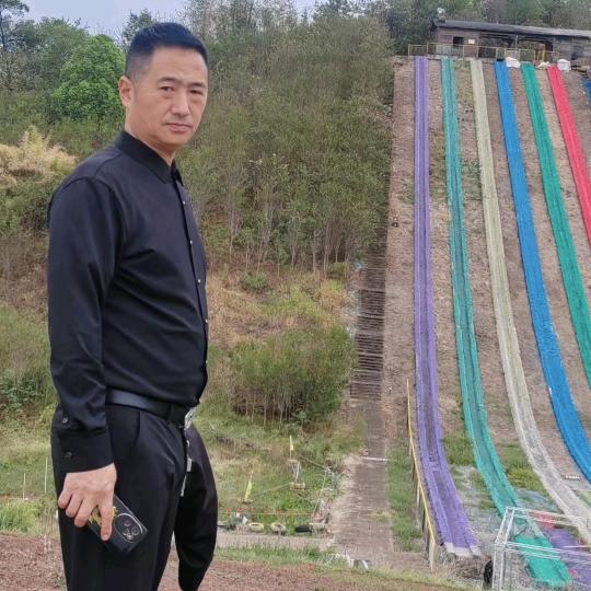 金金