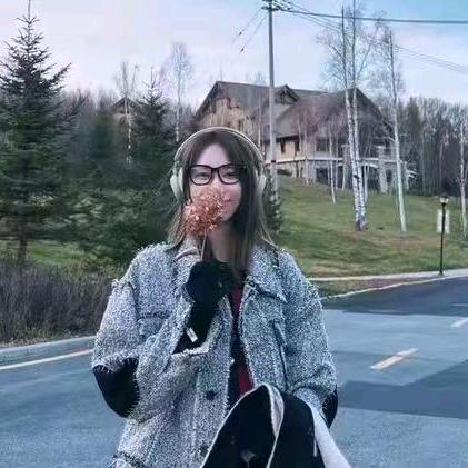 不理理<直播返场>