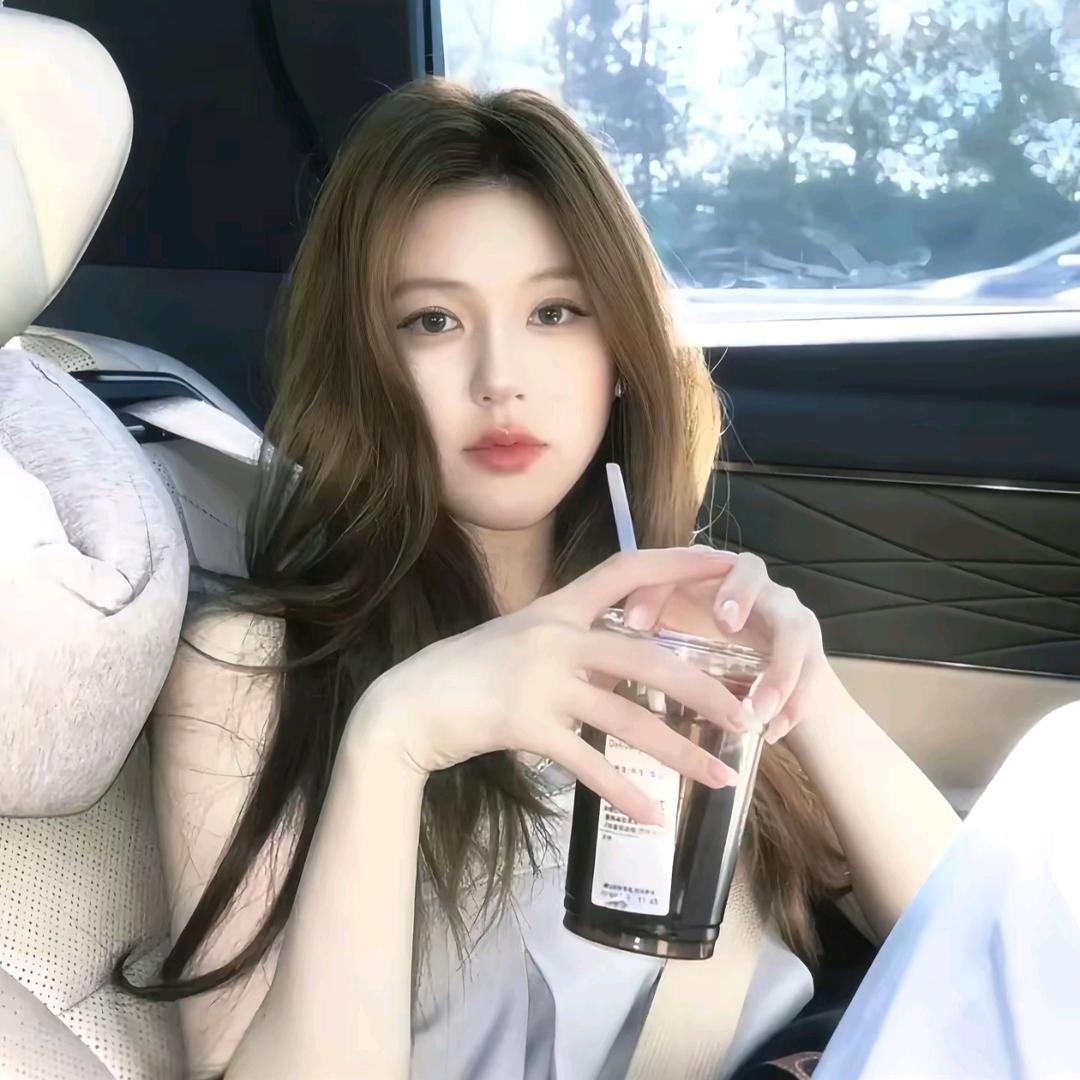🥝爱吃肉🥝