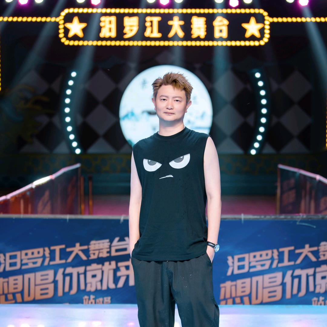 小白（汨罗江大舞台）