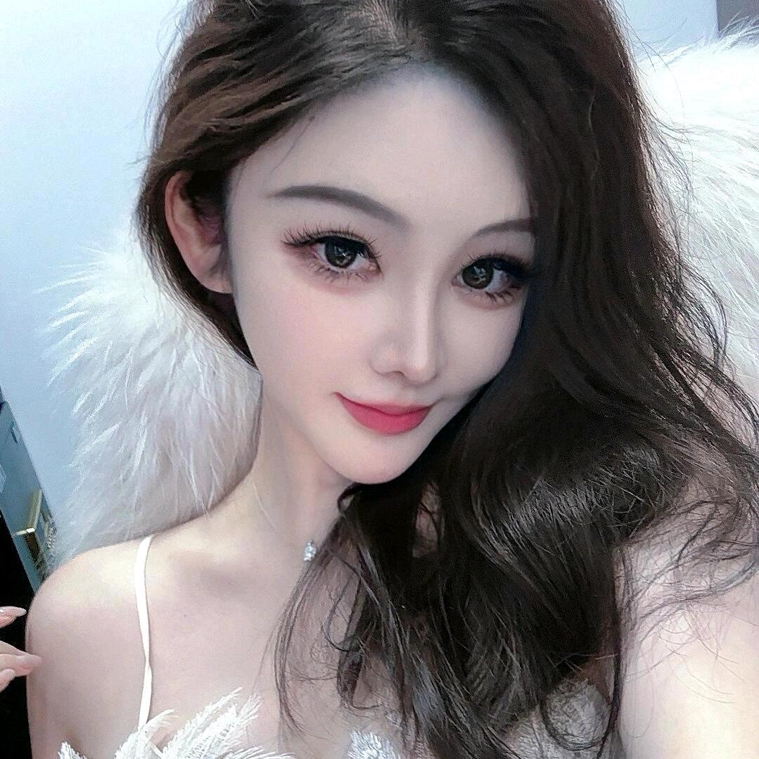 小富婆头像