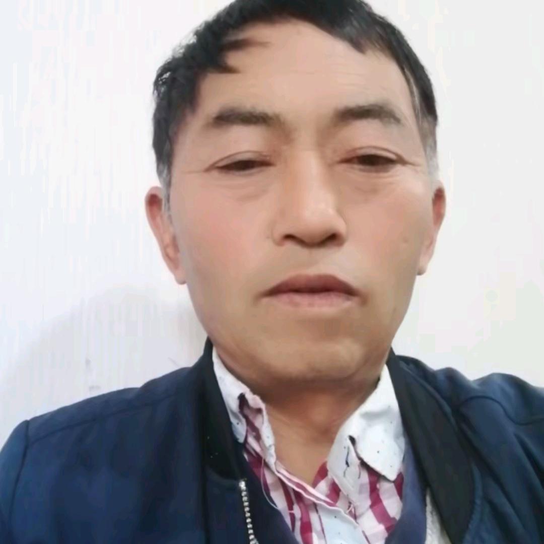 专业挡墙好玩大哥（不定时开播）