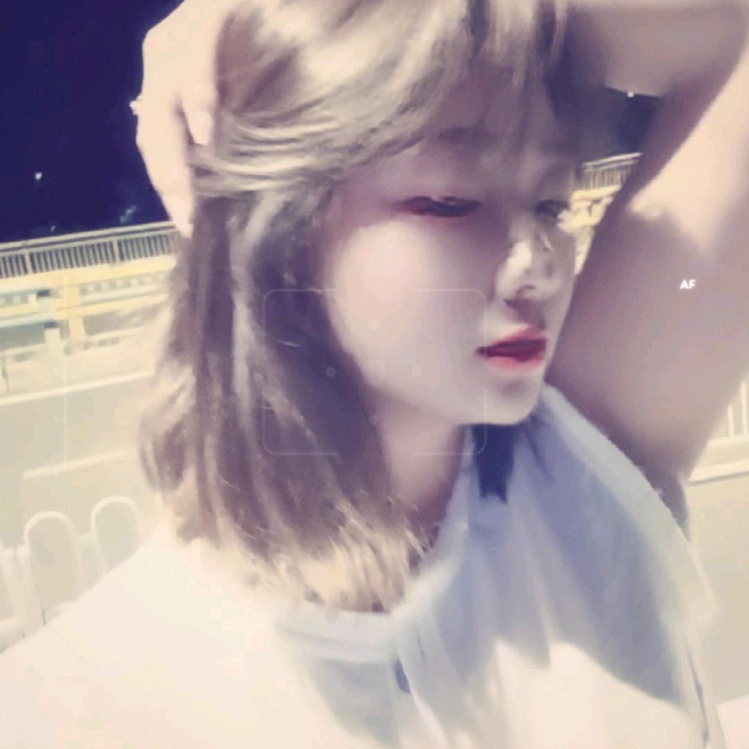 轻挽罗纱•᷄ࡇ•᷅醉夕阳