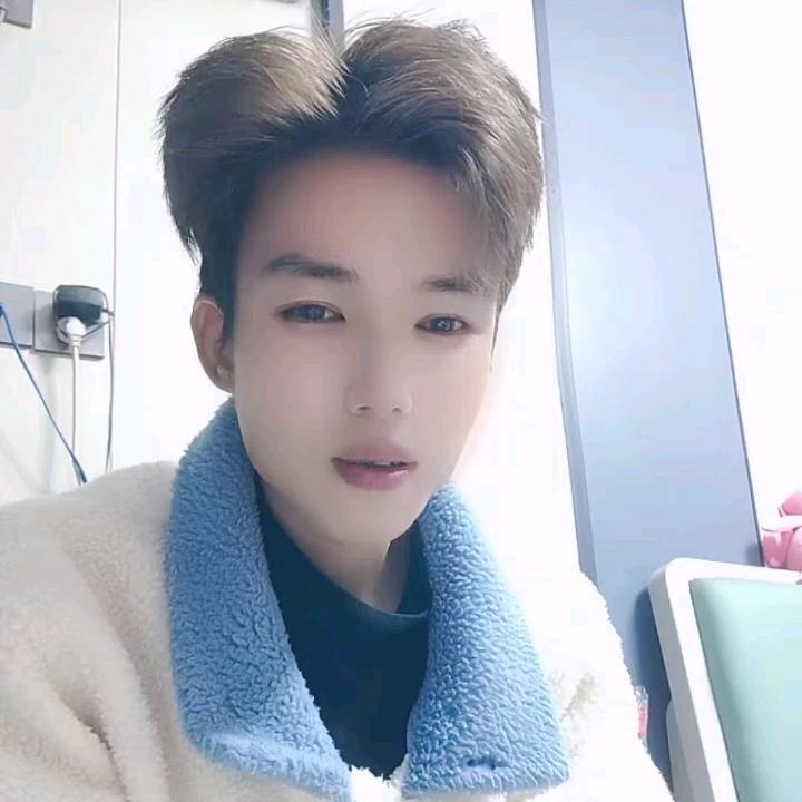 💞এۣۖิ孤城浪子꧔ꦿ韦少