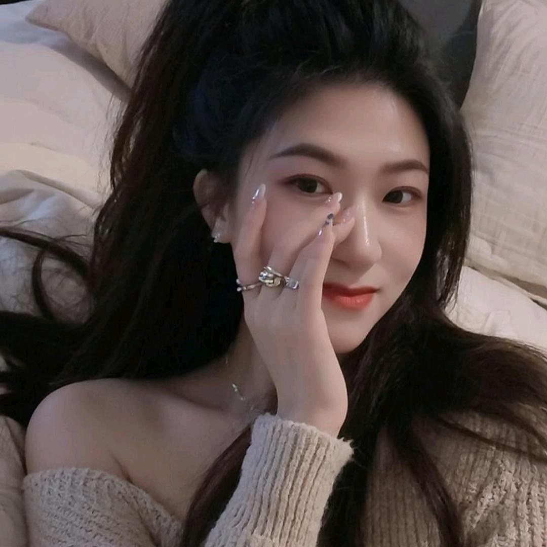 小西柚