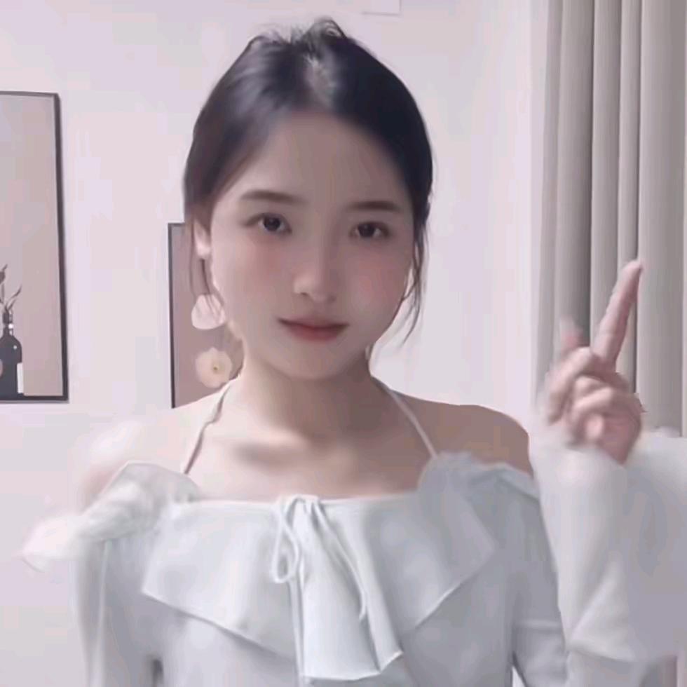 小馒头🍎小芳糕农历1212