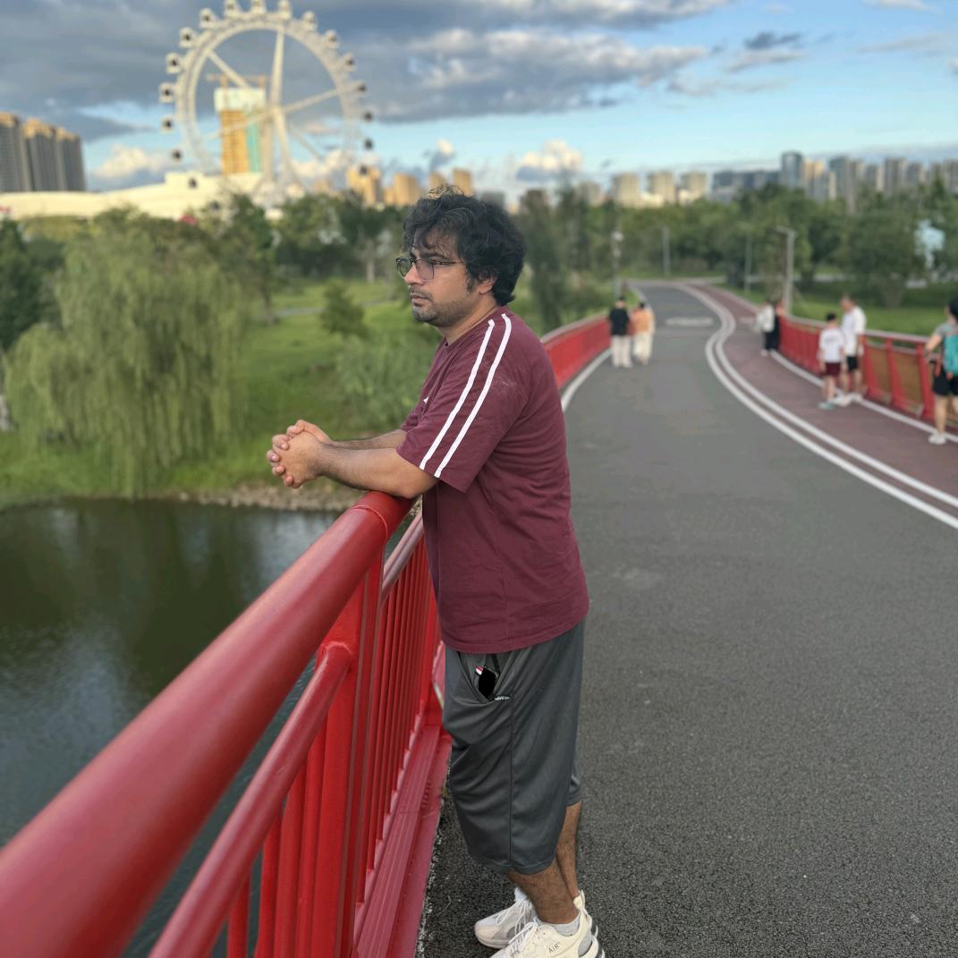 Waqar Akhtar