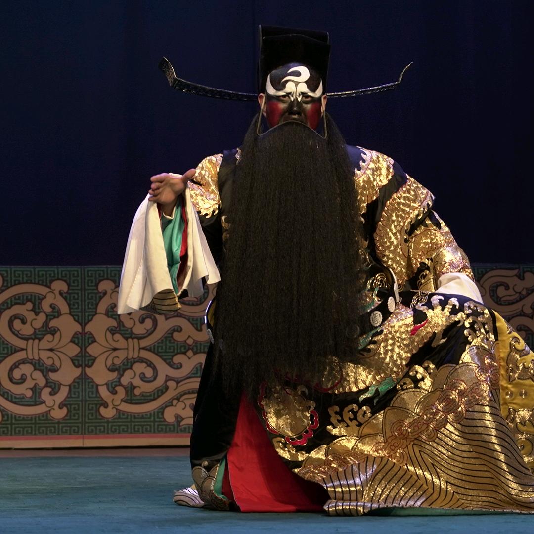 豫净   焜鹏