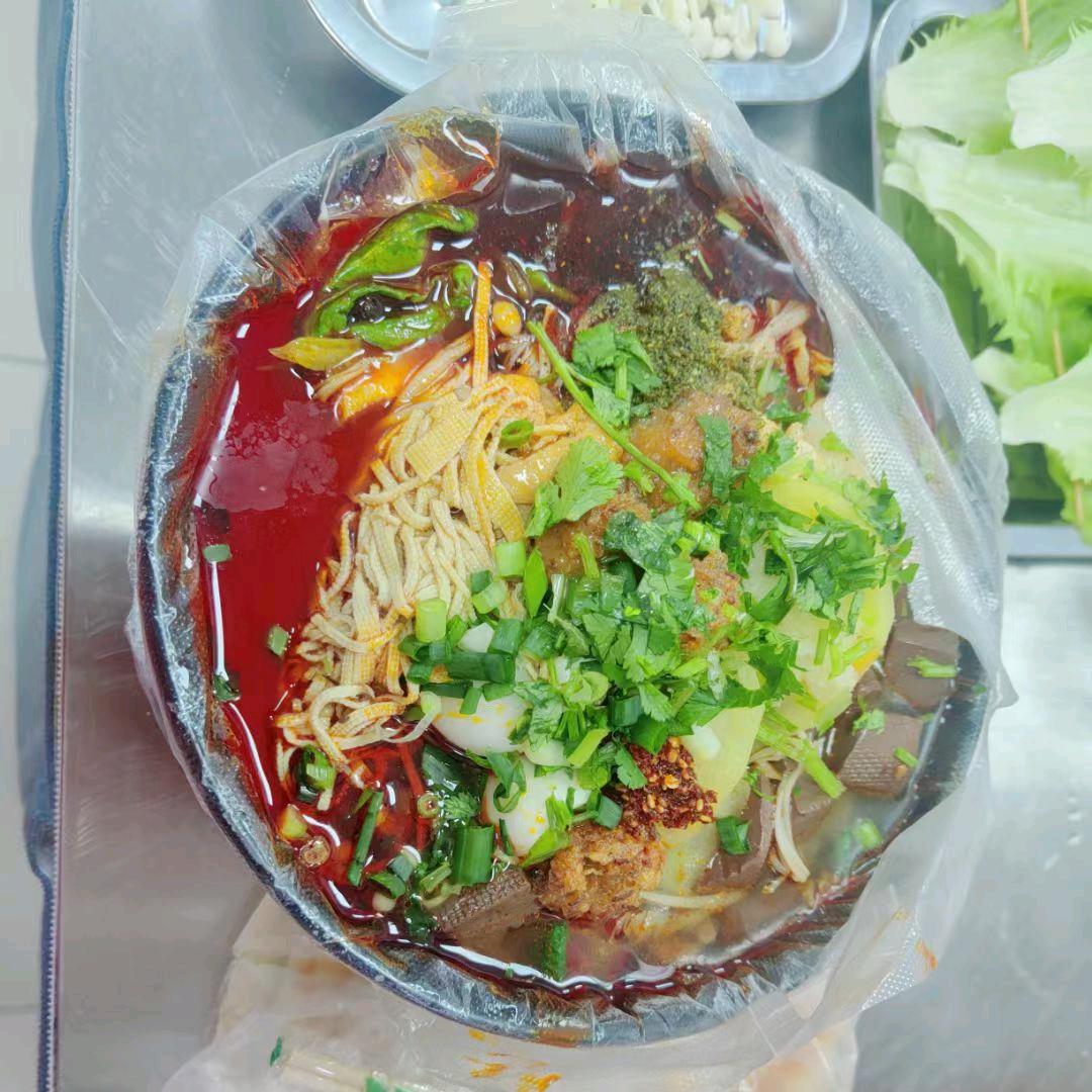 川味麻辣烫小店(淮光嘉苑美食城2楼)