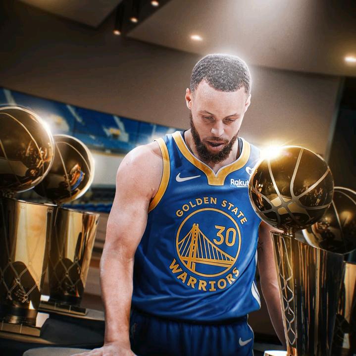 库里爱库拉🏀