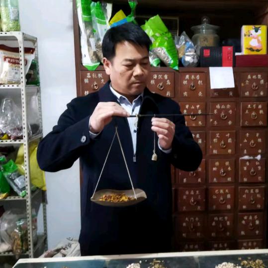 亓云明（草木亦有情）