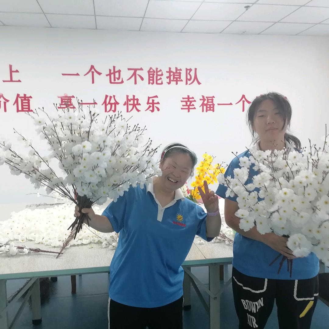 梁艺凡