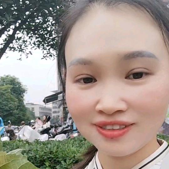 ♥清风徐来♥（宝妹）