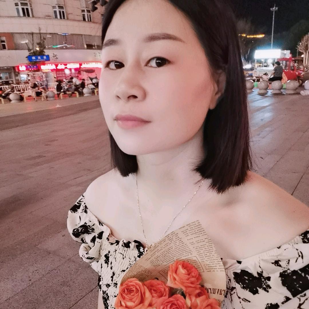 🍓莓烦恼𖠚 ˎˊ-