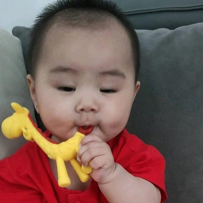 奥特曼保育员