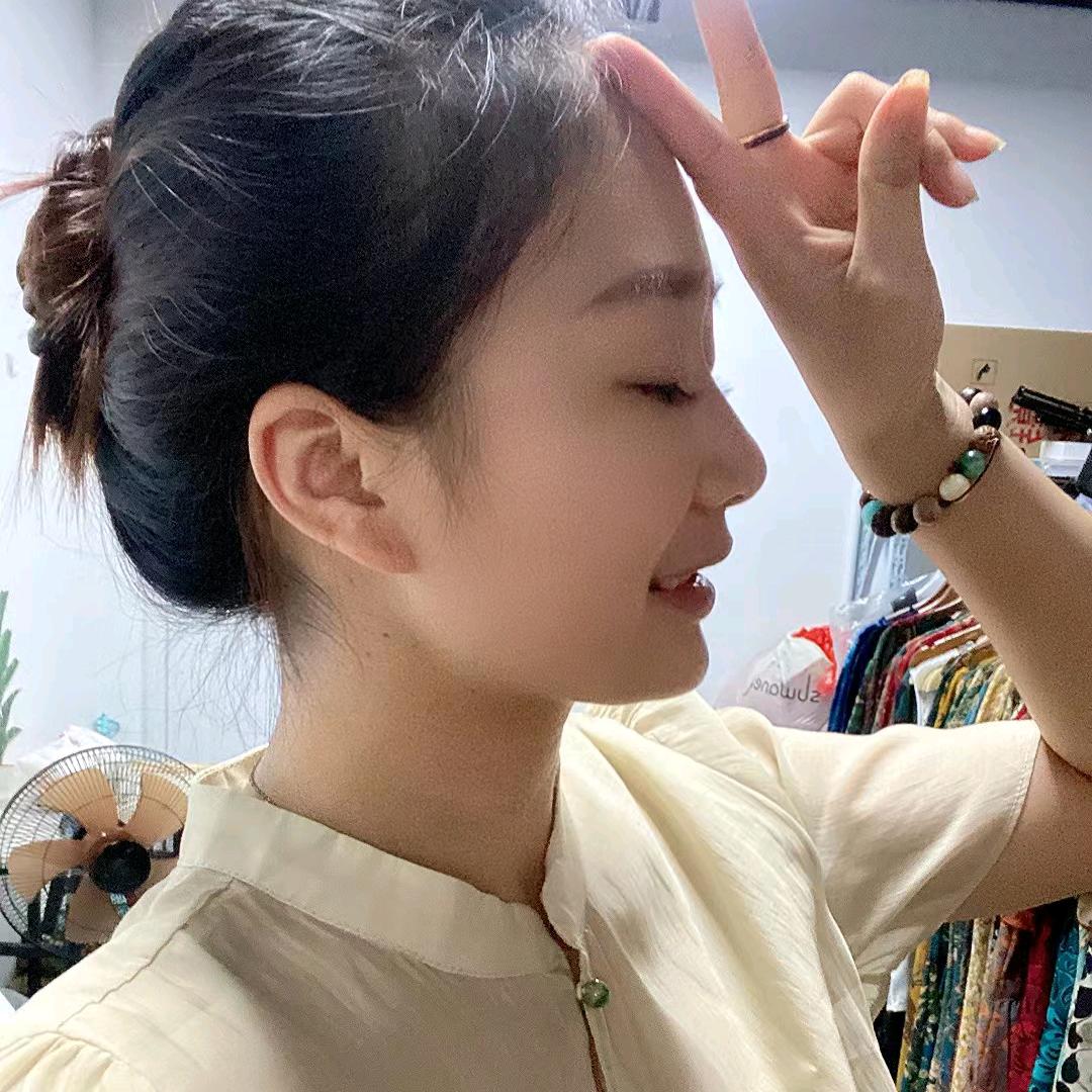 小雪精品妈妈女装