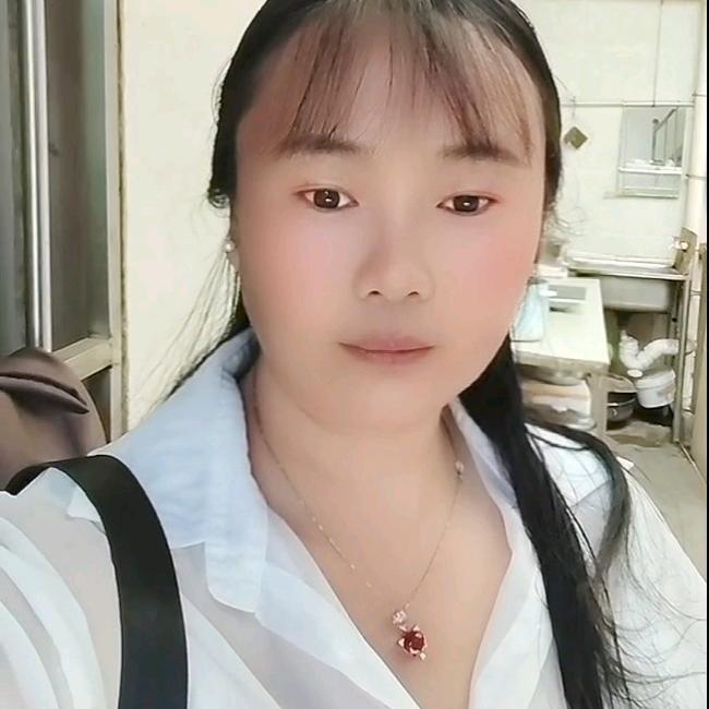 梅梅😃