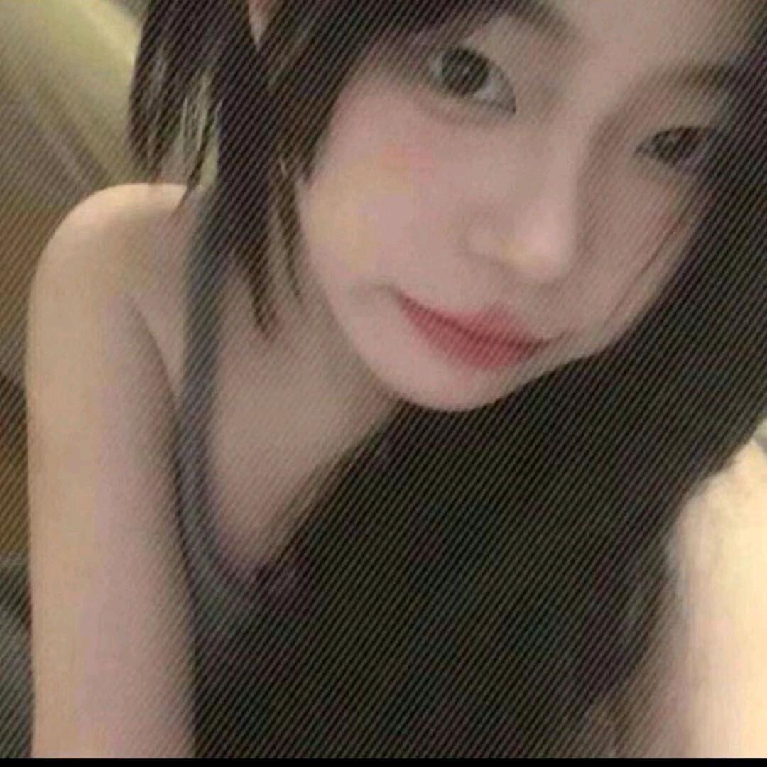 小艳。