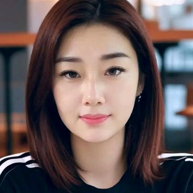 @   清   ( •̥́ ˍ •̀ू