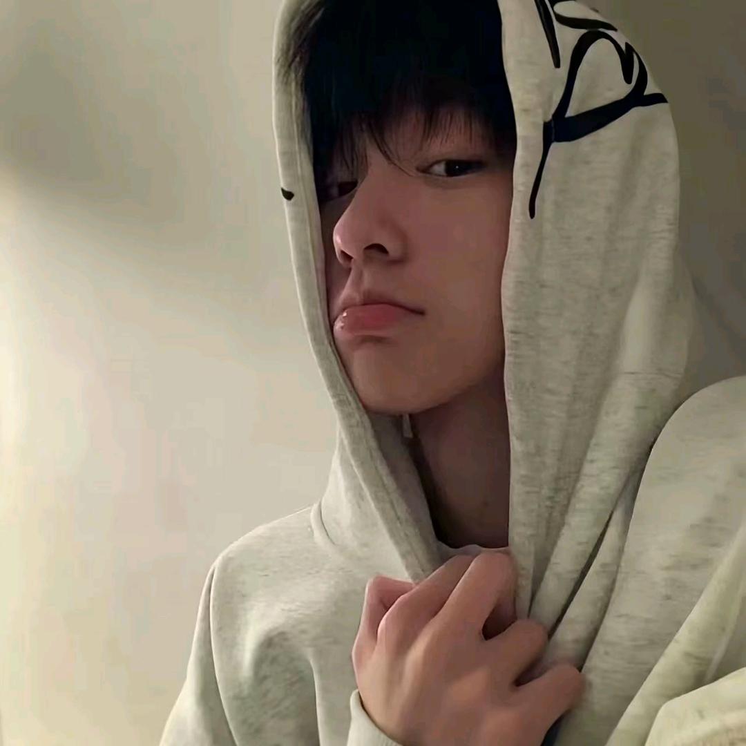 邓铁豆.