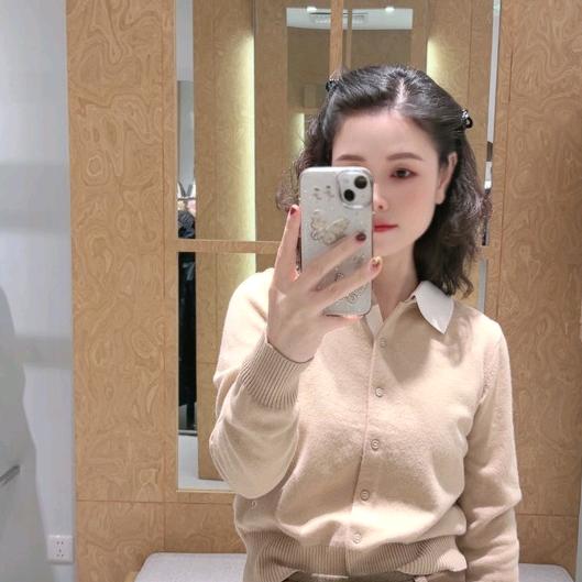 常州飞龙吾悦一楼Jsister女装