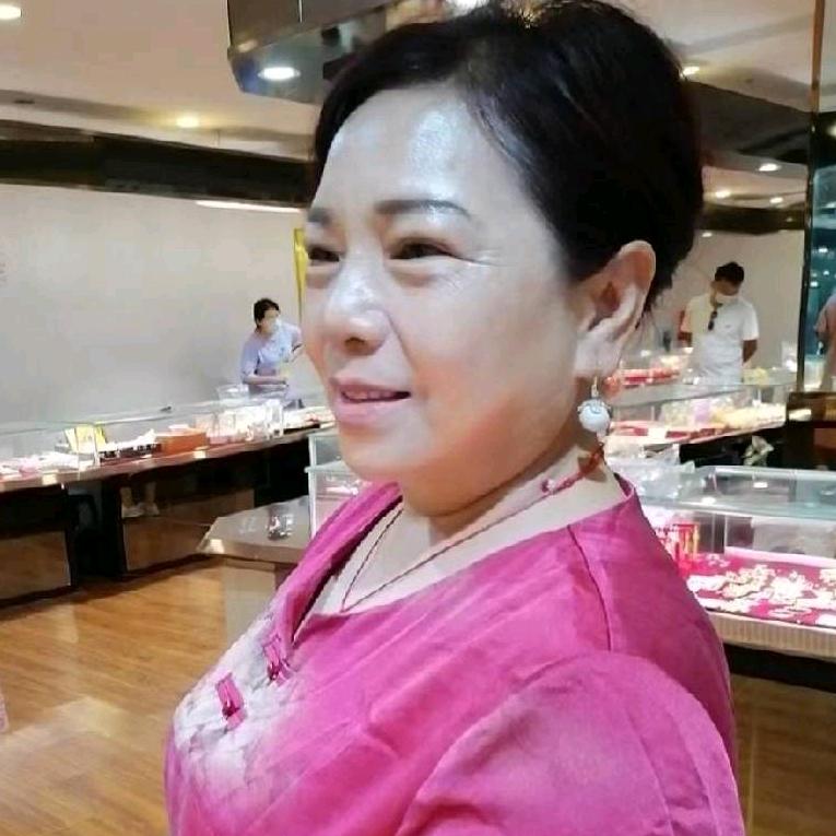 纸箱樊姐
