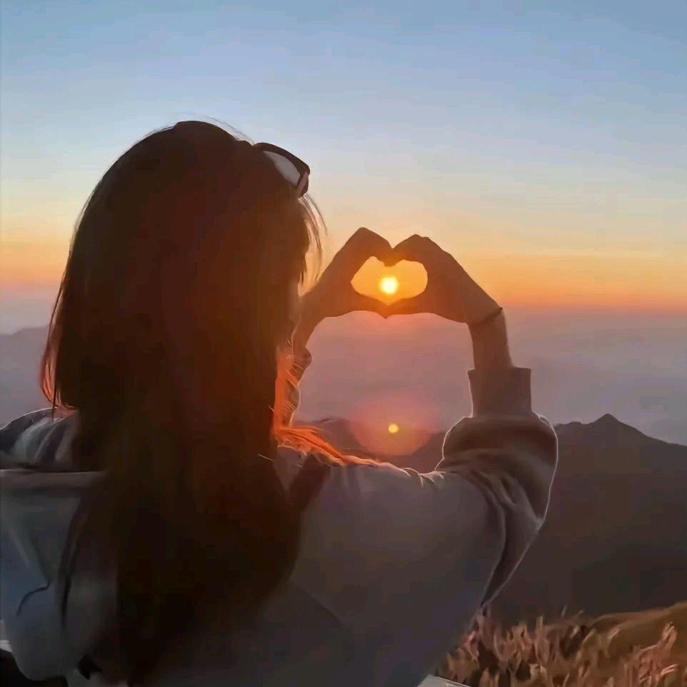 🌸听说糖💞很甜🦋