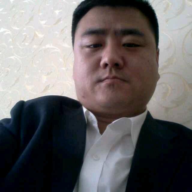 在乌兰浩特市做家常菜的张有