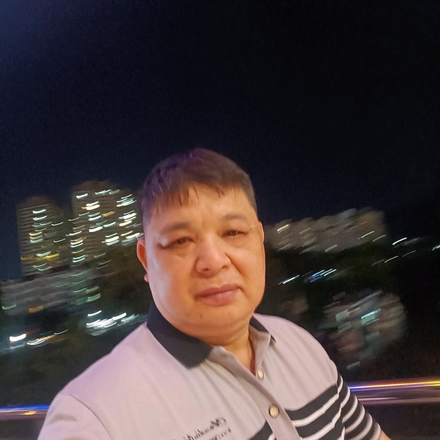 舞狼君山歌广场舞(平果太平郎)