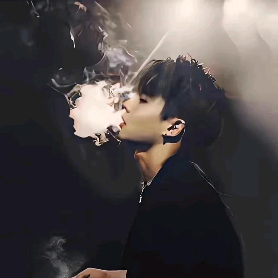 ลี่ เหวิน หัวเราะ