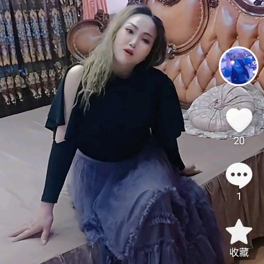 王娟上门收旧衣服