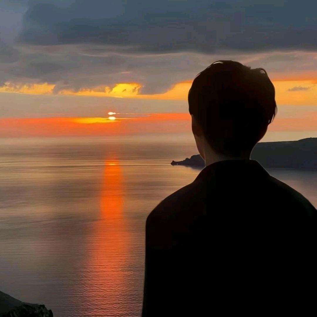 玻璃晴朗，橘子辉煌