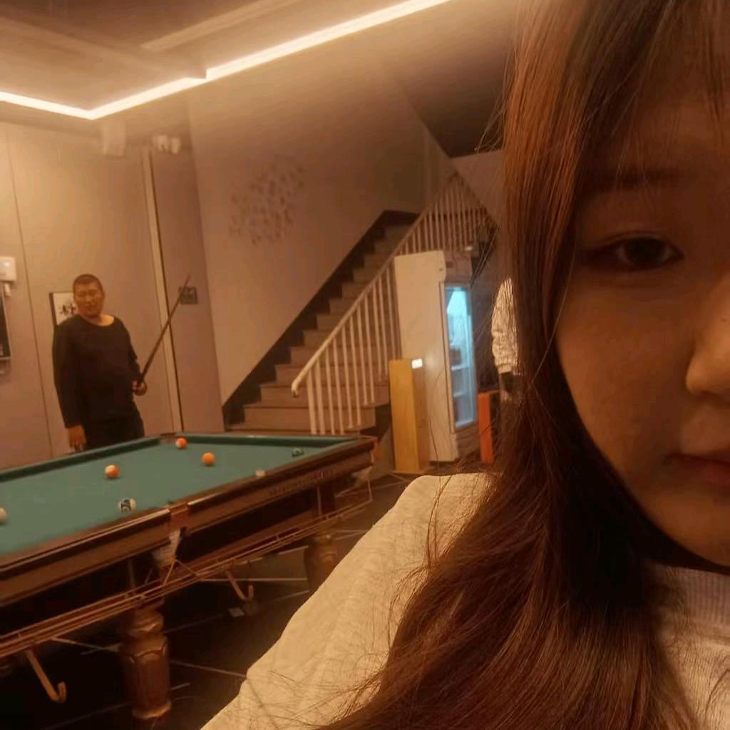 小刘小刘   吃饭用🥣