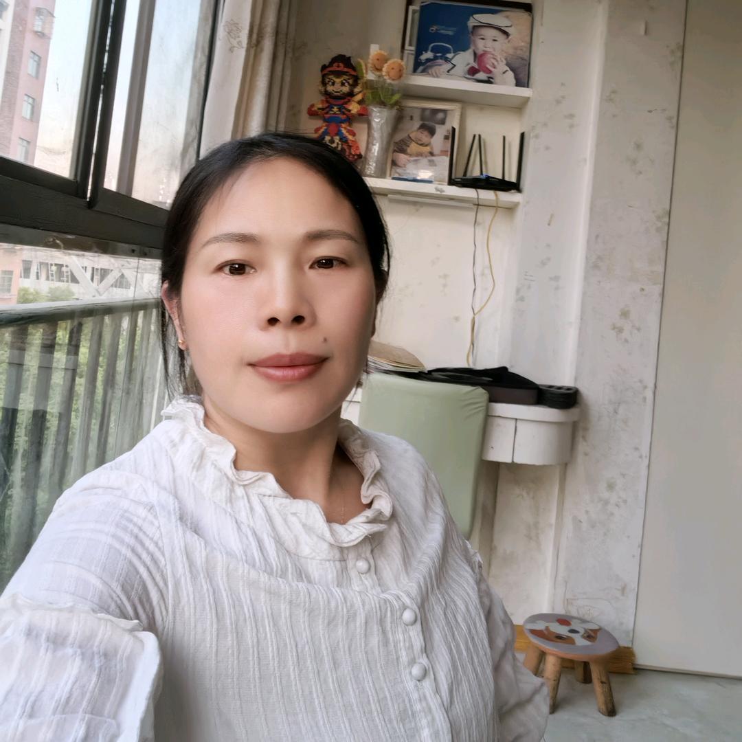 皮皮妈 ( 晚上9点10分开播）