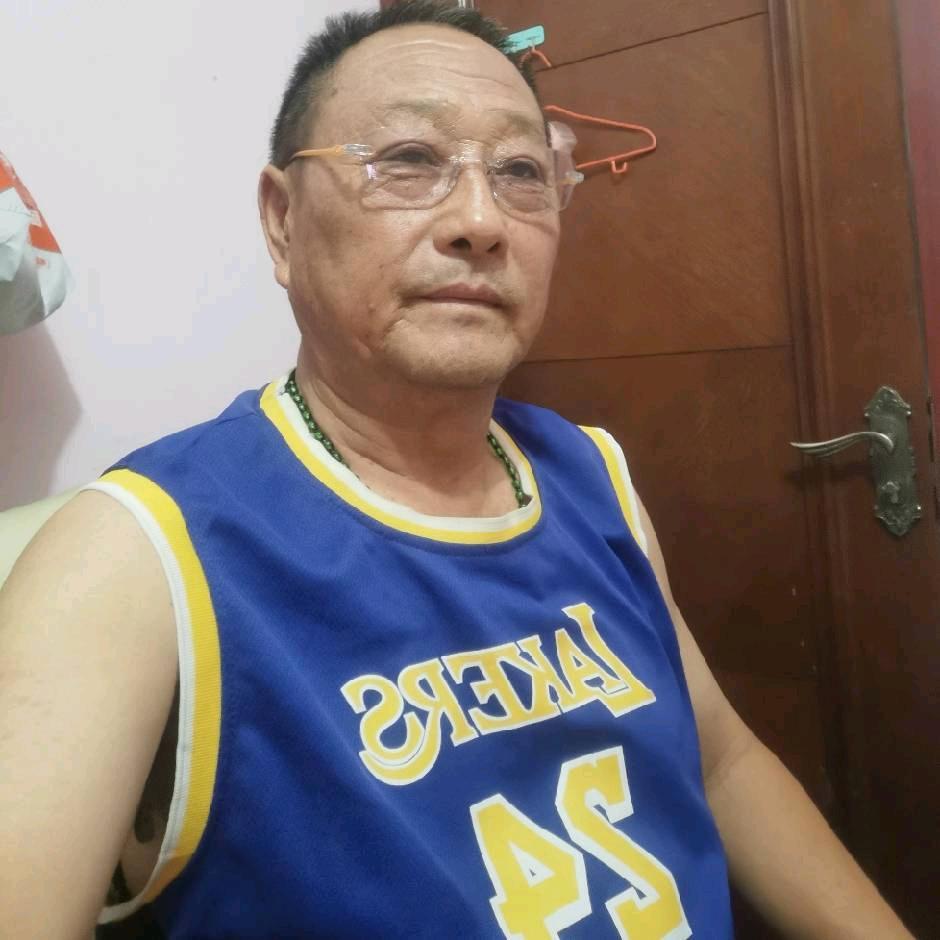 人生贵在努力！