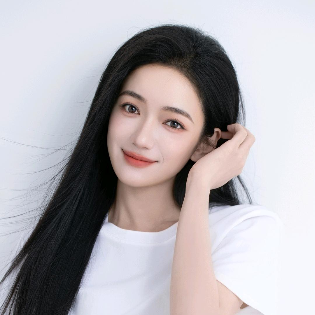 方楚彤