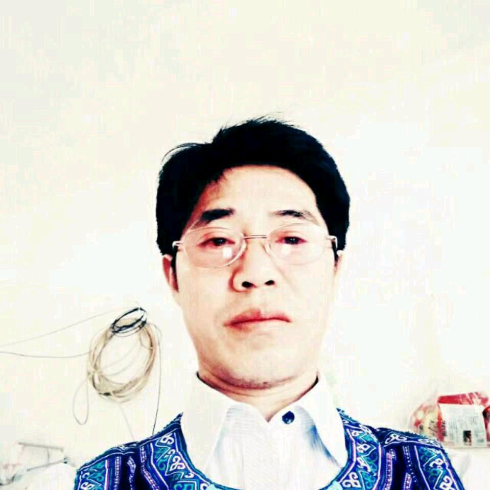 《月亮代表我的心》