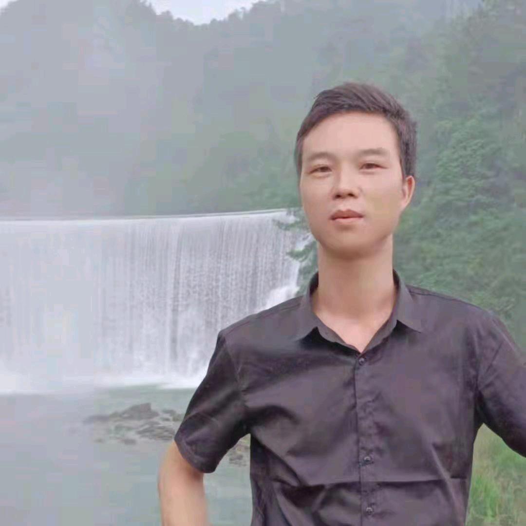 小五哥铁匠艺术家