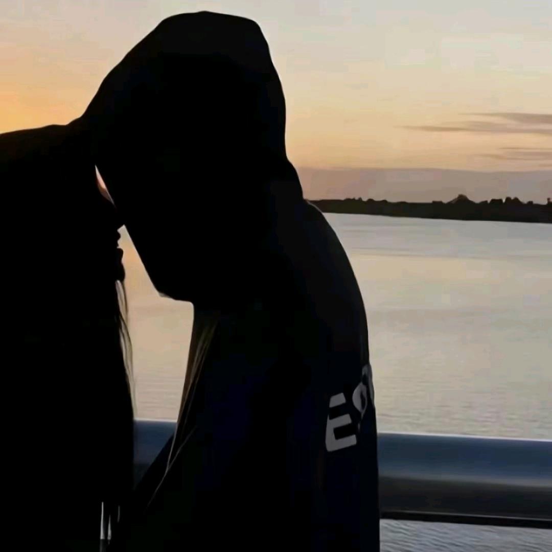 开6子的小艾同学