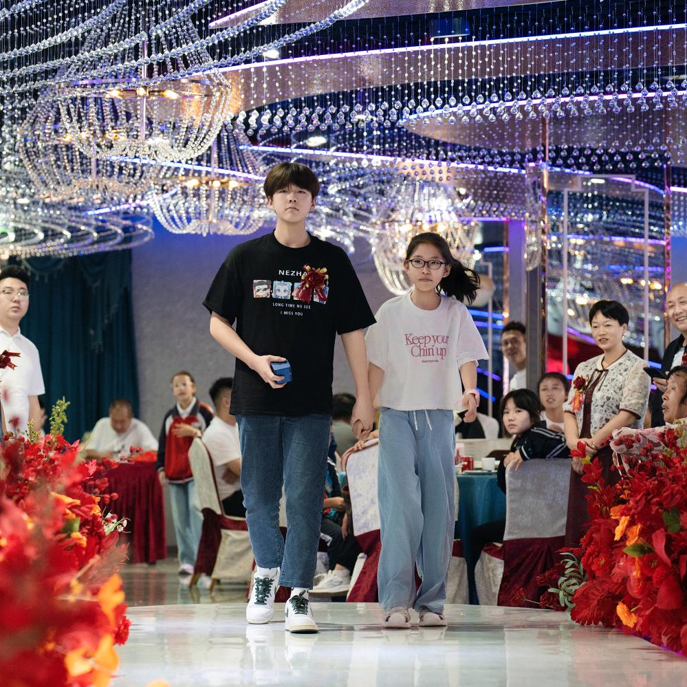 镇安早9点去纺织城班车