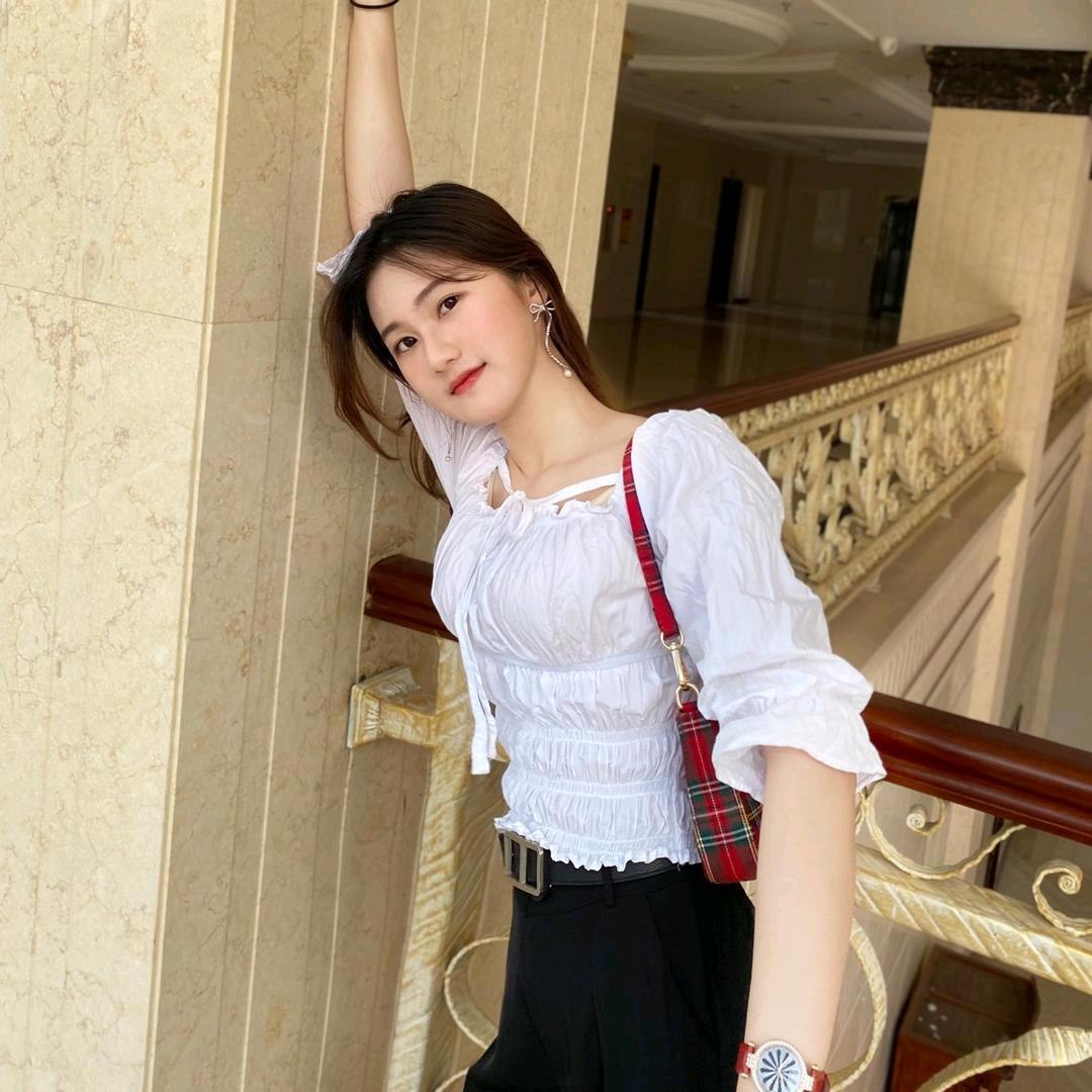 莉莉甜芯原创睡衣